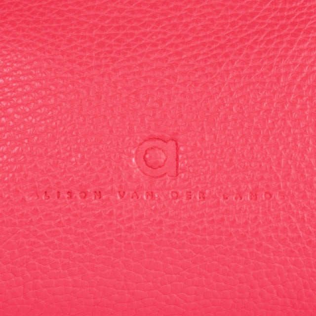 LARGE MAKEUP/CLUTCH - VAMP PINK - EX DISPLAY